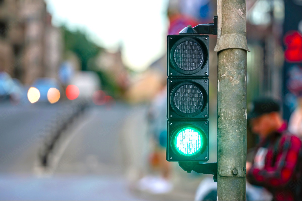 100 Mm Traffic Lights 3